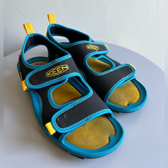 KEEN Kids Sandals Velcro straps, open toe - Black and Blue. Size 3 - Picture 1 of 7